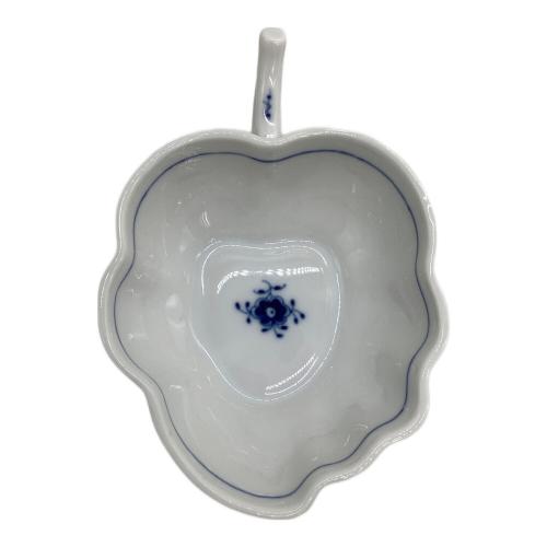 ROYAL COPENHAGEN (ロイヤル・コペンハーゲン) リーフディッシュ 349 ブルーフルーテッド