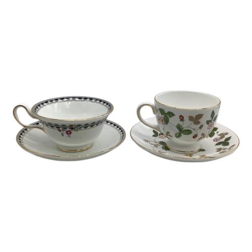 Wedgwood (ウェッジウッド) カップ&ソーサー ワイルドストロベリー・レースピオニー