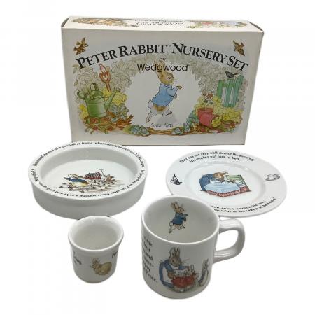 ピーターラビット ティーセット　旧刻印　　　ぬいぐるみ Wedgwood (ウェッジウッド) ティーセット 旧刻印 ピーターラビット