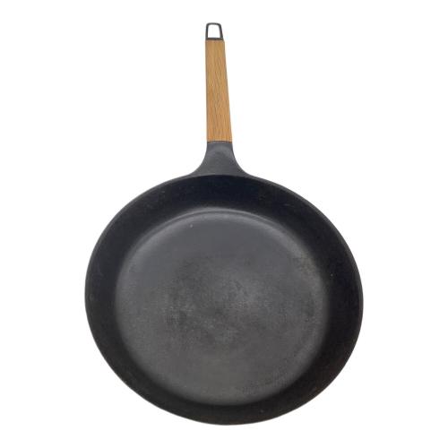 VERMICULAR (バーミキュラ) FRYING PAN 蓋・本付き