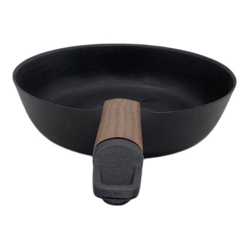 VERMICULAR (バーミキュラ) FRYING PAN 本付き