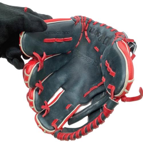 Wilson (ウィルソン) グローブ レッド THE WANNABE HERO