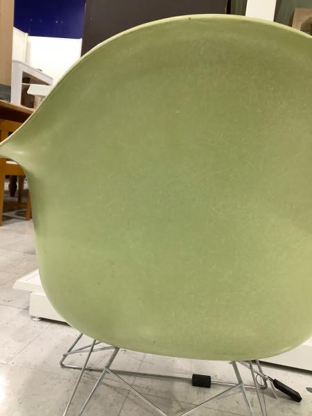 【展示品・中古】MODERNICA モダニカ バースツール グリーン② Modernica (モダニカ) アームシェルチェア グリーン FRP キャッツ
