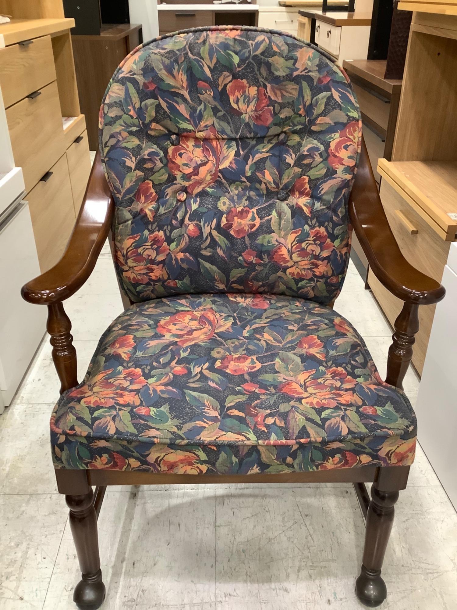 フク☆管237☆カリモク☆karimoku☆コロニアル☆アームチェアー karimoku (カリモク) アームチェアー ブラウン コロニアル