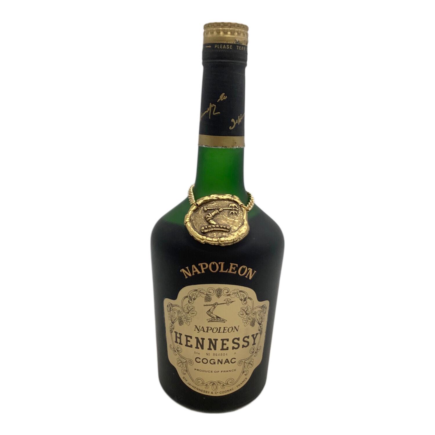 はるか新品未開封 Hennessy Napoleon コニャック NAPOLEON (ナポレオン) コニャック HENNESSY 700ml 未開封