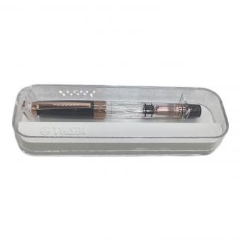 TWSBI (ツイスビー) 万年筆 Diamnond 580 RG Ⅱ