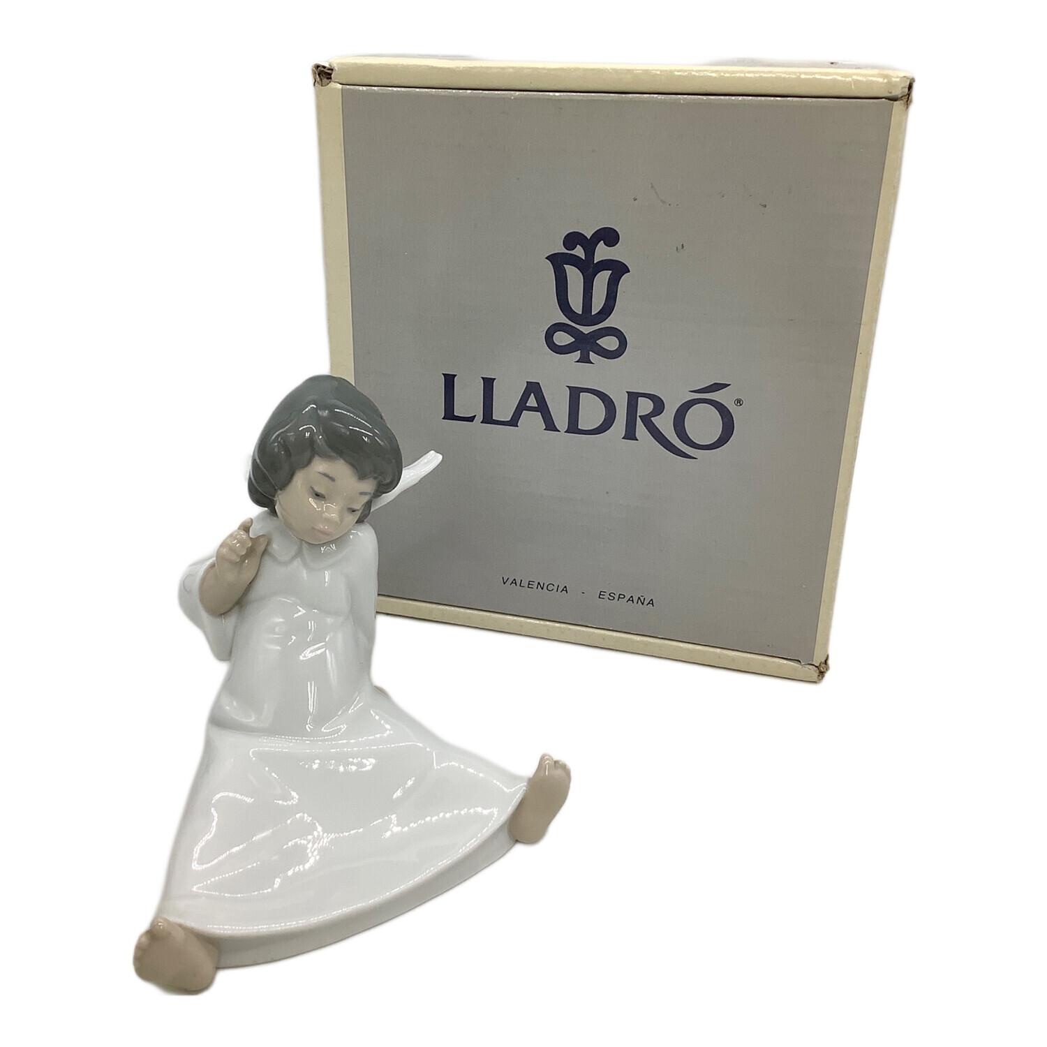 LLADRO (リヤドロ) フィギュリン Angel Thinking（考える天使