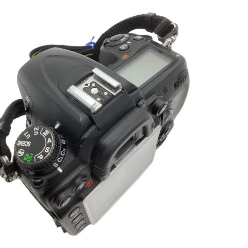 Nikon (ニコン) デジタル一眼レフカメラ D7000