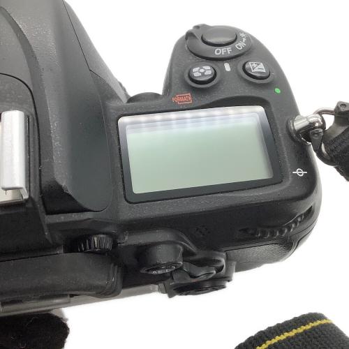Nikon (ニコン) デジタル一眼レフカメラ D7000