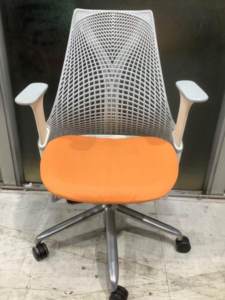 Herman Miller  セルチェア グレー 【トレファク上福岡】 Herman Miller (ハーマンミラー) エンボディチェア グレー｜トレファク