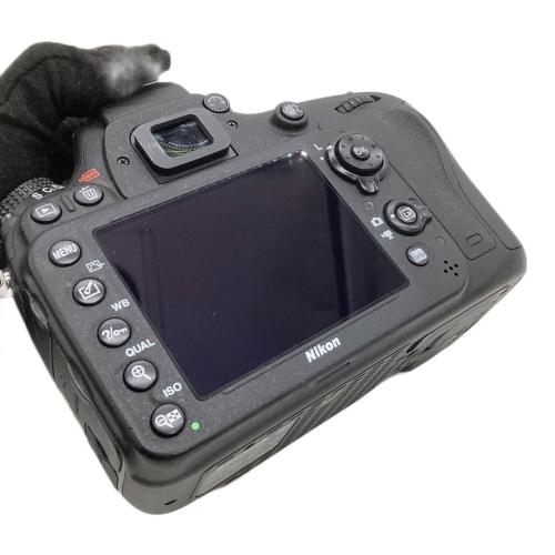 Nikon (ニコン) デジタル一眼レフカメラ D610