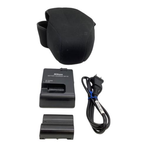 Nikon (ニコン) デジタル一眼レフカメラ D610