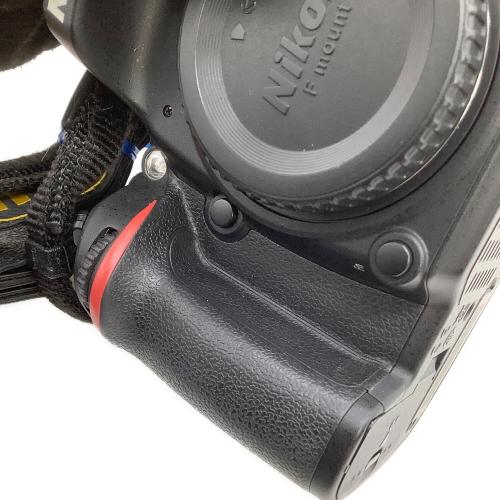 Nikon (ニコン) デジタル一眼レフカメラ D610