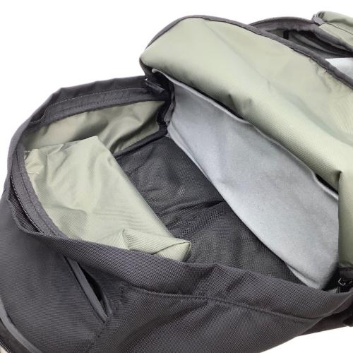 drip (ドリップ) FLOORPACK Flex カメラバッグ ブラック×ゴールド