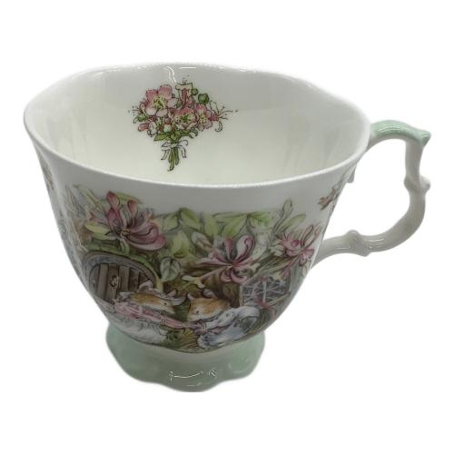 ROYAL DOULTON (ロイヤルドルトン) カップ&ソーサー ブランベリーヘッジ