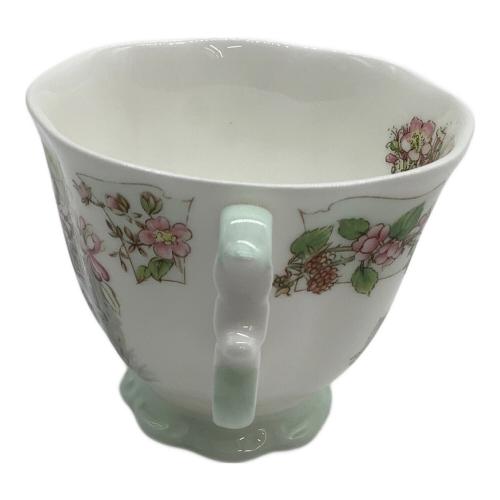 ROYAL DOULTON (ロイヤルドルトン) カップ&ソーサー ブランベリーヘッジ