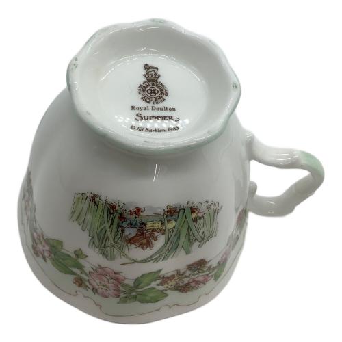 ロイヤルドルトン　ブランベリーヘッジ　プレート春夏2 カップ冬1 ROYAL DOULTON (ロイヤルドルトン) カップ&ソーサー ブランベリー