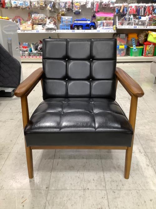 カリモク60 (カリモクロクマル) 1人掛けソファー ブラック×ブラウン Kチェアミニ