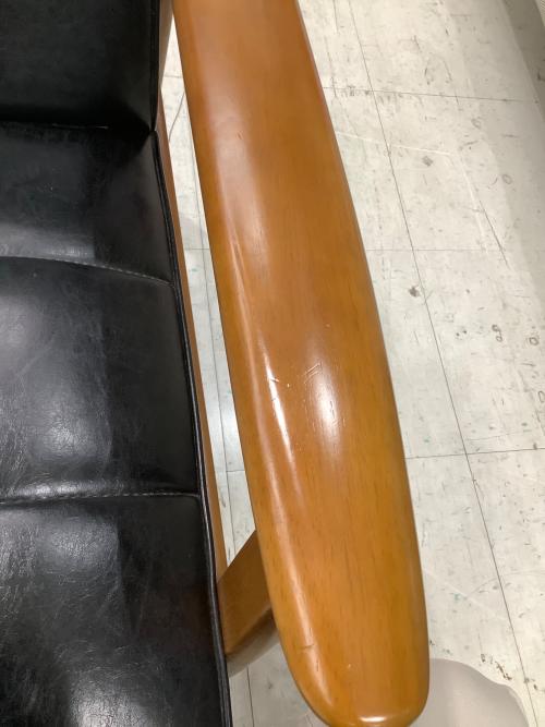 カリモク60 (カリモクロクマル) 1人掛けソファー ブラック×ブラウン Kチェアミニ