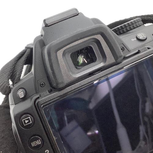 Nikon (ニコン) デジタル一眼レフカメラ D5000