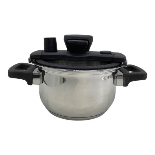 MEYER (マイヤー) 両手鍋 18cm 2.5L クイッカークッキング ブラック