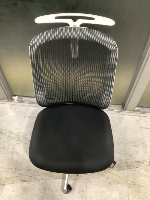 オカムラ オフィスチェア ハイバック ブラック×ホワイト