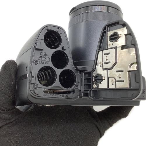 OLYMPUS (オリンパス) デジタルカメラ SP-820UZ