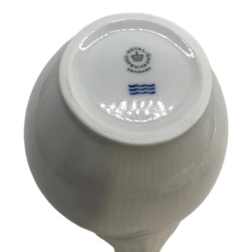 ROYAL COPENHAGEN (ロイヤル・コペンハーゲン) ティーポット ホワイトフルーテッド