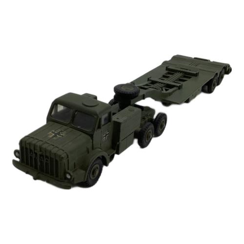 DINKY (ディンキートイズ) 660 TANK TRANSPORTER ミニカー