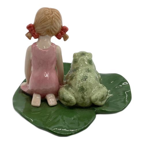 ROYAL COPENHAGEN (ロイヤル・コペンハーゲン) フィギュリン おやゆび姫とかえる アンデルセン