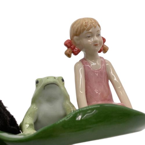 ROYAL COPENHAGEN (ロイヤル・コペンハーゲン) フィギュリン おやゆび姫とかえる アンデルセン