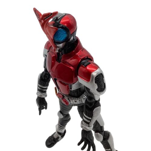 S.H.フィギュアーツ 仮面ライダーカブト フィギュア
