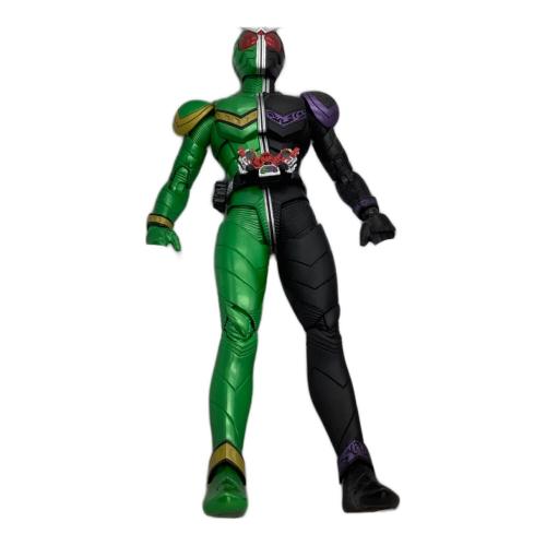 S.H.フィギュアーツ(真骨彫製法) 仮面ライダーW(ダブル) サイクロンジョーカー フィギュア
