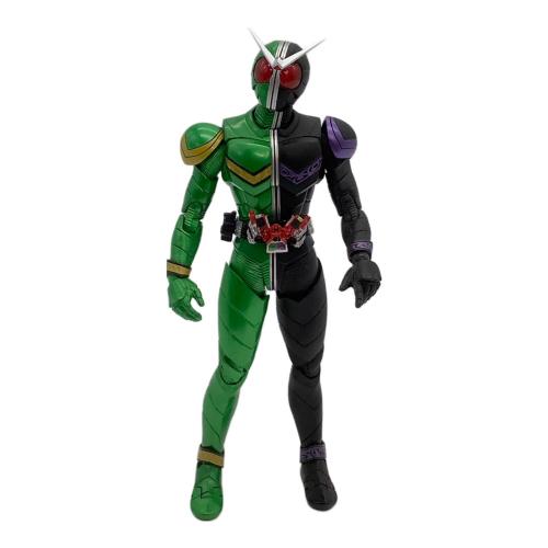 S.H.フィギュアーツ(真骨彫製法) 仮面ライダーW(ダブル) サイクロンジョーカー フィギュア
