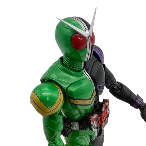 S.H.フィギュアーツ(真骨彫製法) 仮面ライダーW(ダブル) サイクロンジョーカー フィギュア