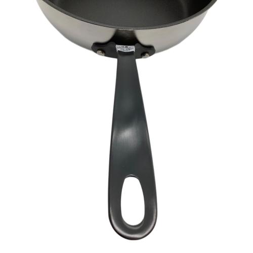 MEYER (マイヤー) フライパン SIZE 20cm・24cm シルバー×ブラック Just Fit Pan