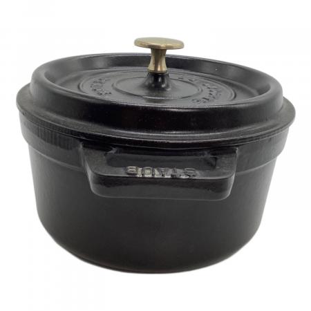 Staub (ストウブ) 両手鍋 20cm ブラック｜トレファクONLINE
