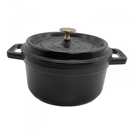 Staub (ストウブ) 両手鍋 20cm ブラック｜トレファクONLINE