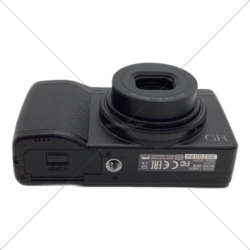 RICOH (リコー) コンパクトデジタルカメラ GRⅢ