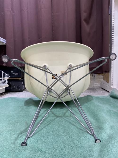Herman Miller (ハーマンミラー) イス @ アイボリー アームシェルチェア