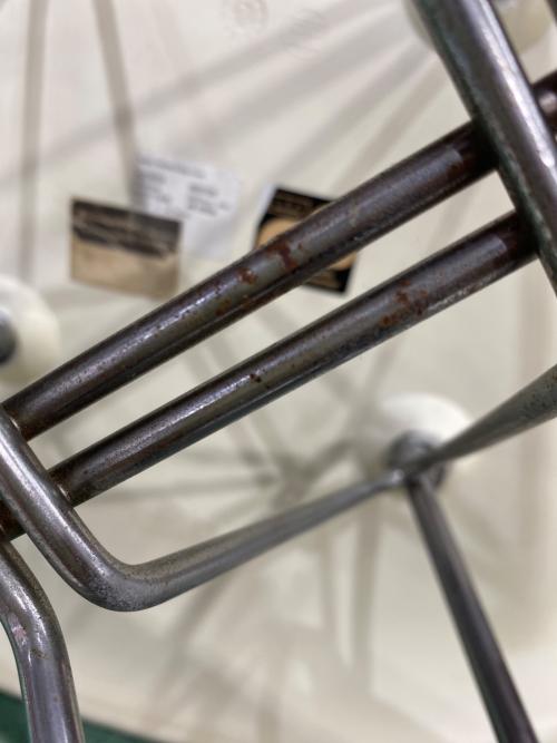 Herman Miller (ハーマンミラー) イス @ アイボリー アームシェルチェア