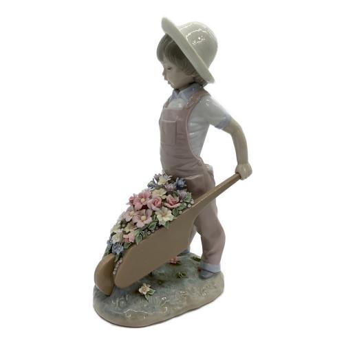 LLADRO (リヤドロ) フィギュリン 「花車」