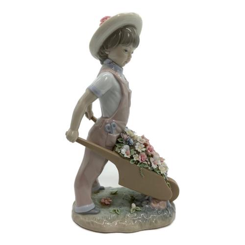 LLADRO (リヤドロ) フィギュリン 「花車」