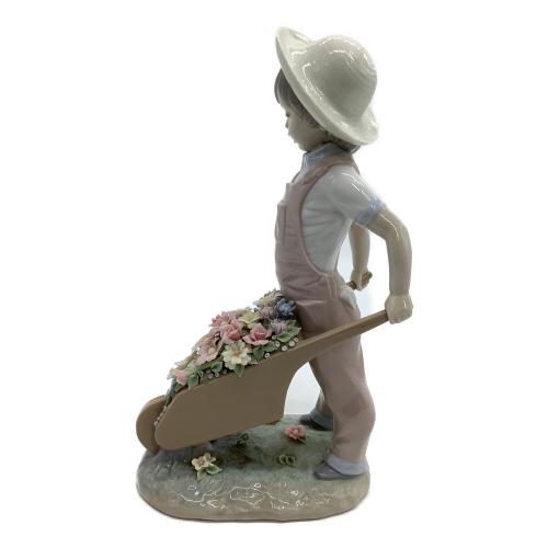 LLADRO (リヤドロ) フィギュリン 「花車」
