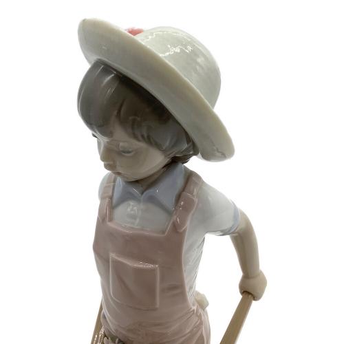LLADRO (リヤドロ) フィギュリン 「花車」