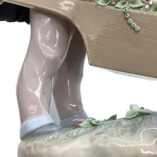 LLADRO (リヤドロ) フィギュリン 「花車」