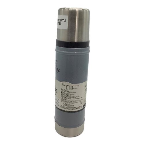 STANLEY (スタンレー) 水筒 クラシック真空ボトル 0.59L クラシック真空ボトル 0.59L グレー Classic Series