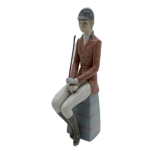 LLADRO (リヤドロ) フィギュリン 女性ジョッキー