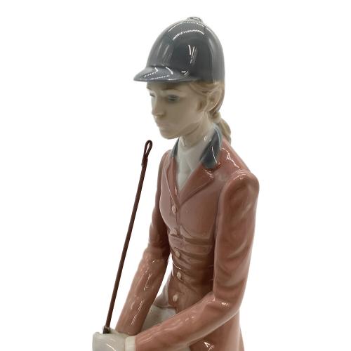 LLADRO (リヤドロ) フィギュリン 女性ジョッキー