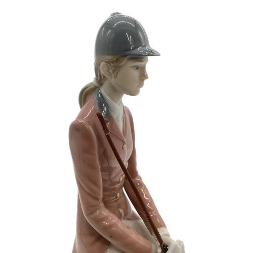 LLADRO (リヤドロ) フィギュリン 女性ジョッキー
